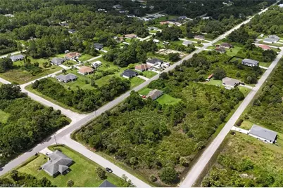 3204 51st St W, Lehigh Acres, FL 33971 - Photo 3