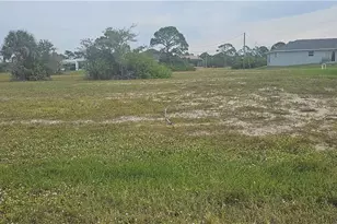 3213 NW 41st Pl, Cape Coral, FL 33993 - Photo 1