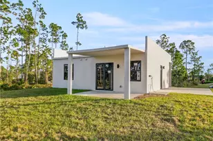 935 Panda Dr, Lehigh Acres, FL 33974 - Photo 7