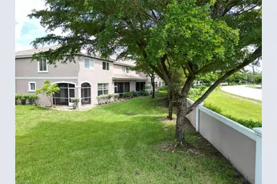 9999 Chiana Cir, Fort Myers, FL 33905 - Photo 5