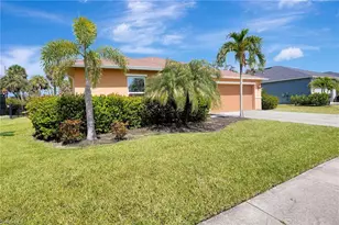 6425 Estero Bay Dr, Fort Myers, FL 33908 - Photo 3