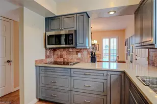 125 Gulfview Ave, Fort Myers Beach, FL 33931 - Photo 23