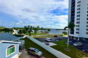 125 Gulfview Ave, Fort Myers Beach, FL 33931 - Photo 1