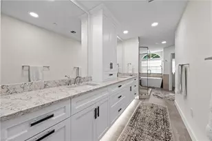 8440 Abbington Cir, Naples, FL 34108 - Photo 29