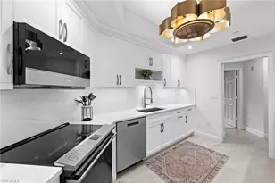 8440 Abbington Cir, Naples, FL 34108 - Photo 11