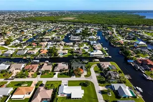 2328 SE 27th St, Cape Coral, FL 33904 - Photo 45