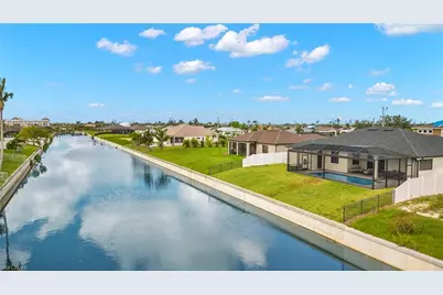 1137 SW 18th Ct, Cape Coral, FL 33991 - Photo 29