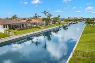 1137 SW 18th Ct, Cape Coral, FL 33991 - Photo 27