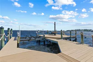 252 Bayshore Dr, Cape Coral, FL 33904 - Photo 21