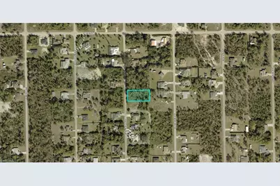 912 Roosevelt Ave, Lehigh Acres, FL 33936 - Photo 3