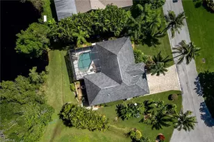 14380 Hampton Lake Ct, Fort Myers, FL 33908 - Photo 5