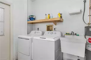 201 SE 28th Terrace, Cape Coral, FL 33904 - Photo 25