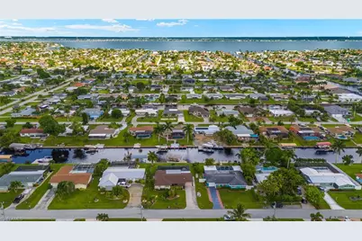 3021 SE 17th Ave, Cape Coral, FL 33904 - Photo 41