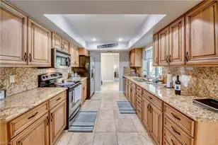 4142 SW 22nd Ct, Cape Coral, FL 33914 - Photo 7