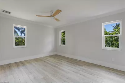 645 Oliva St, Sanibel, FL 33957 - Photo 17