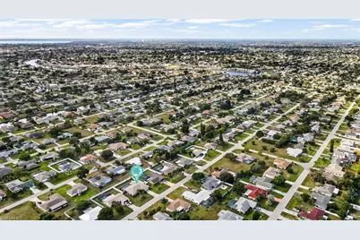 1426 SE 34th Ter, Cape Coral, FL 33904 - Photo 25