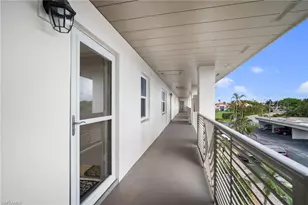 6102 Augusta Dr, Fort Myers, FL 33907 - Photo 3