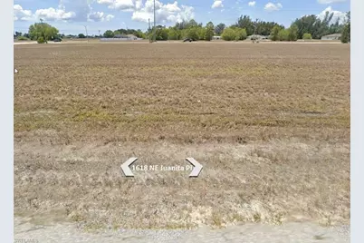 1618 NE Juanita Pl, Cape Coral, FL 33909 - Photo 1