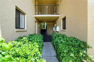 7116 Lakeridge Ct, Fort Myers, FL 33907 - Photo 3