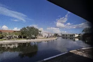 639 SE 13th Ave, Cape Coral, FL 33990 - Photo 17