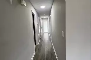 639 SE 13th Ave, Cape Coral, FL 33990 - Photo 7