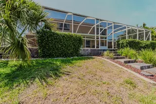 1827 SE 12th St, Cape Coral, FL 33990 - Photo 27