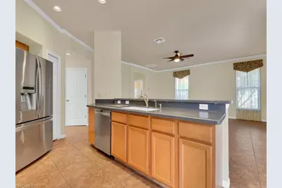 11771 Pinewood Lakes Dr, Fort Myers, FL 33913 - Photo 9