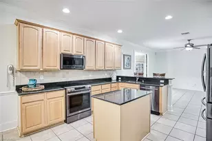 8916 Fawn Ridge Dr, Fort Myers, FL 33912 - Photo 13