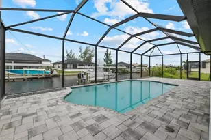 304 NW 39th Ave, Cape Coral, FL 33993 - Photo 23