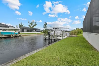 304 NW 39th Ave, Cape Coral, FL 33993 - Photo 21