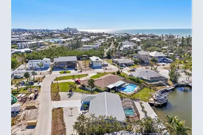 301 Seminole Way, Fort Myers Beach, FL 33931 - Photo 35