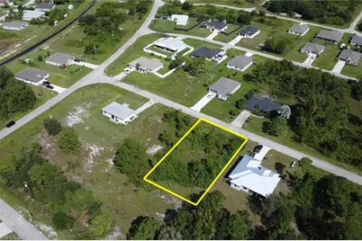 436 Raymer St, Lehigh Acres, FL 33974 - Photo 3