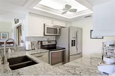 5905 Trailwinds Dr #824, Fort Myers, FL 33907 - Photo 7