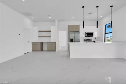 2817 NW 2nd St, Cape Coral, FL 33993 - Photo 7