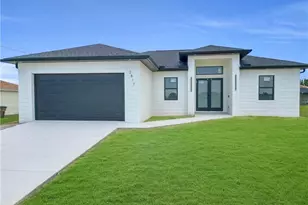 2817 NW 2nd St, Cape Coral, FL 33993 - Photo 1