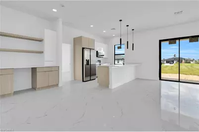 2817 NW 2nd St, Cape Coral, FL 33993 - Photo 5