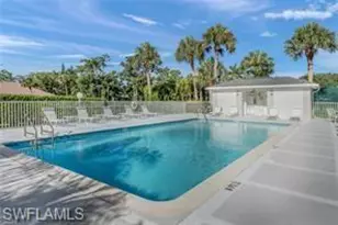 1320 Charleston Square Dr, Naples, FL 34110 - Photo 25