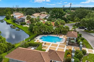 12540 Eagle Pointe Cir, Fort Myers, FL 33913 - Photo 17