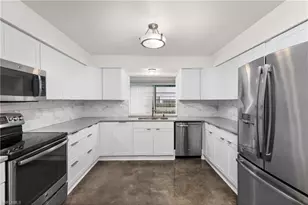 1331 S Brandywine Cir, Fort Myers, FL 33919 - Photo 1