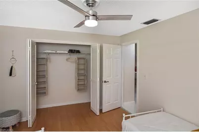 138 SE 30th St, Cape Coral, FL 33904 - Photo 9