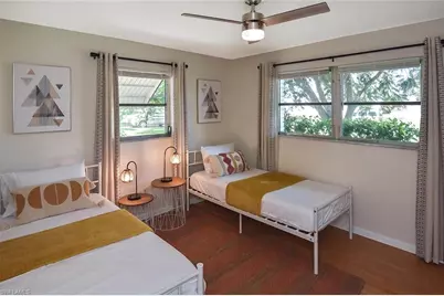 138 SE 30th St, Cape Coral, FL 33904 - Photo 7