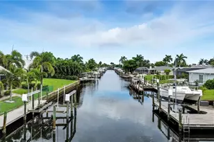 802 El Dorado Pkwy E, Cape Coral, FL 33904 - Photo 43