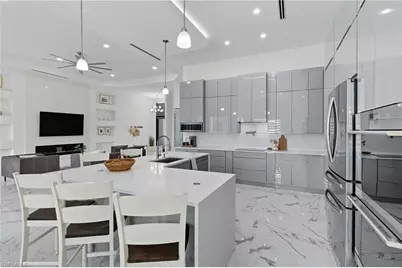 802 El Dorado Pkwy E, Cape Coral, FL 33904 - Photo 9