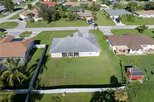 1233 SE 23rd Ave, Cape Coral, FL 33990 - Photo 7