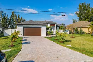 217 SW 21st St, Cape Coral, FL 33991 - Photo 3
