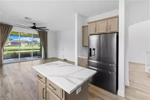 3466 Malagrotta Cir, Cape Coral, FL 33909 - Photo 17