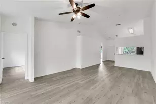 6635 Huntington Lakes Cir, Naples, FL 34119 - Photo 3