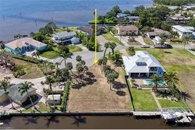 1806 Marina Cir, North Fort Myers, FL 33913 - Photo 7