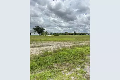 2751 NW 41st Pl, Cape Coral, FL 33993 - Photo 3