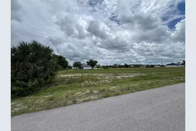 2751 NW 41st Pl, Cape Coral, FL 33993 - Photo 11